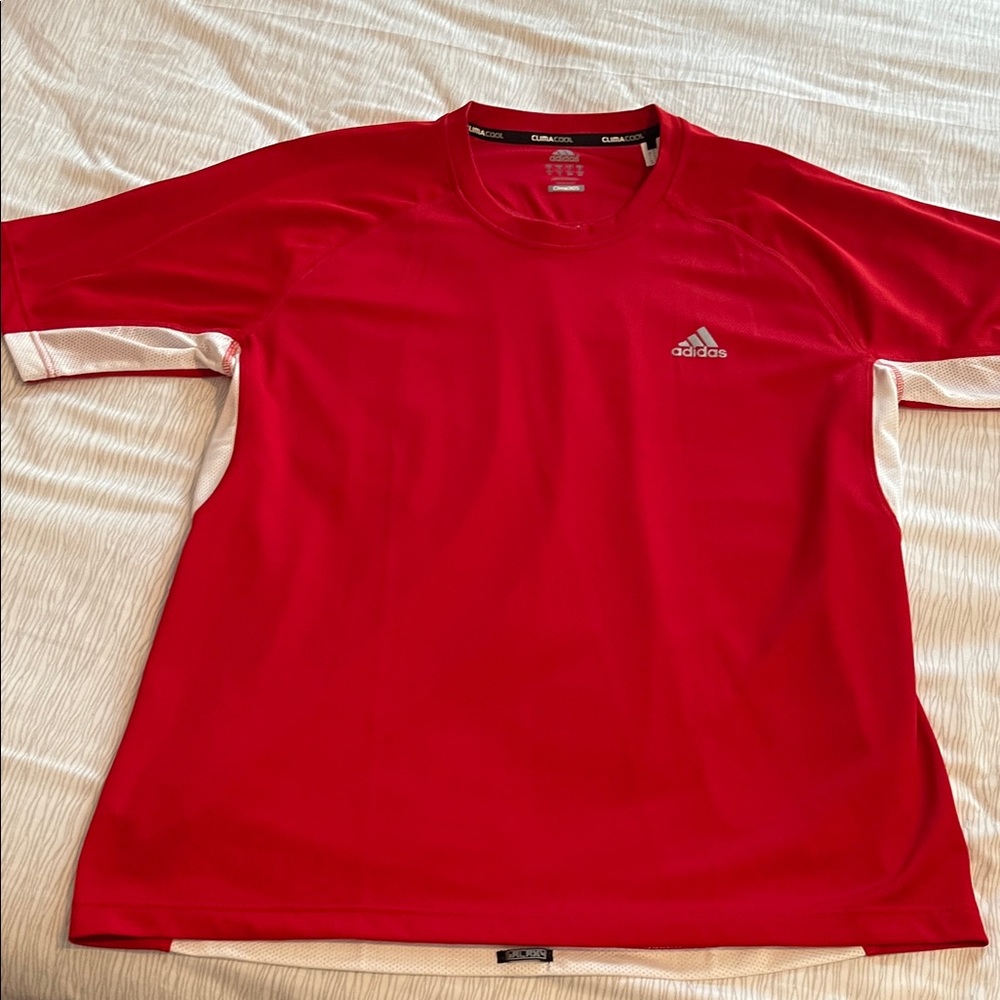 Adidas Men's Red and White Short Sleeve Tee
